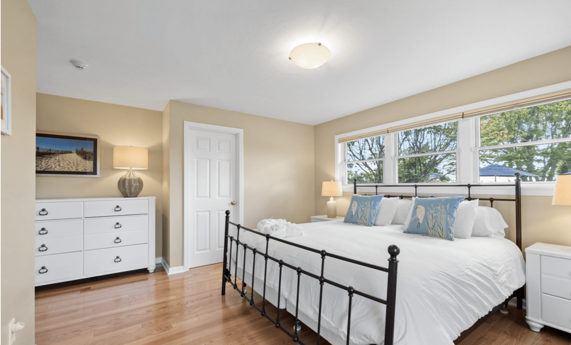 Seaside Manor - Image 18