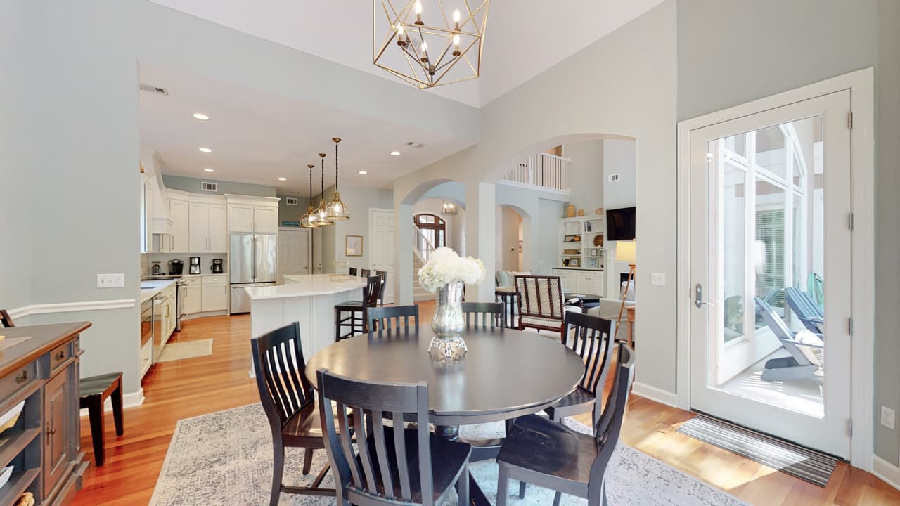 Blue Court Place - Image 9