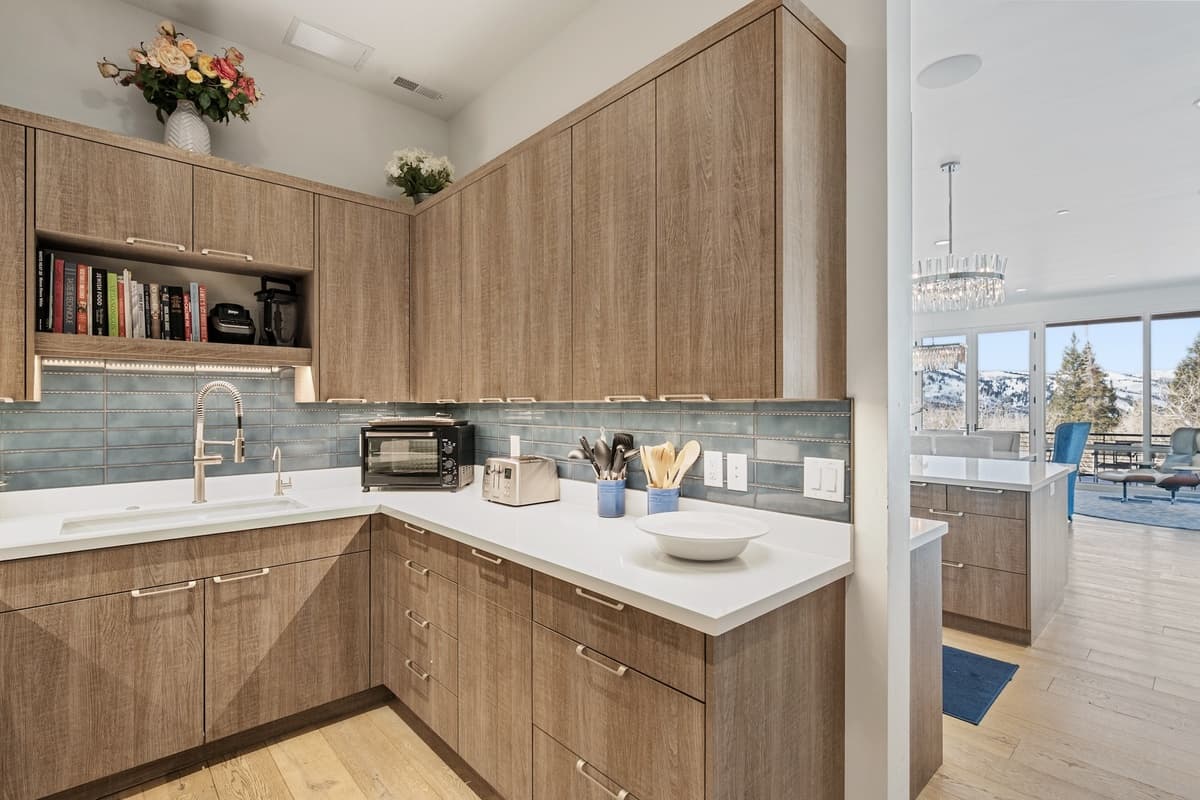 Quicksilver Haus - Image 24