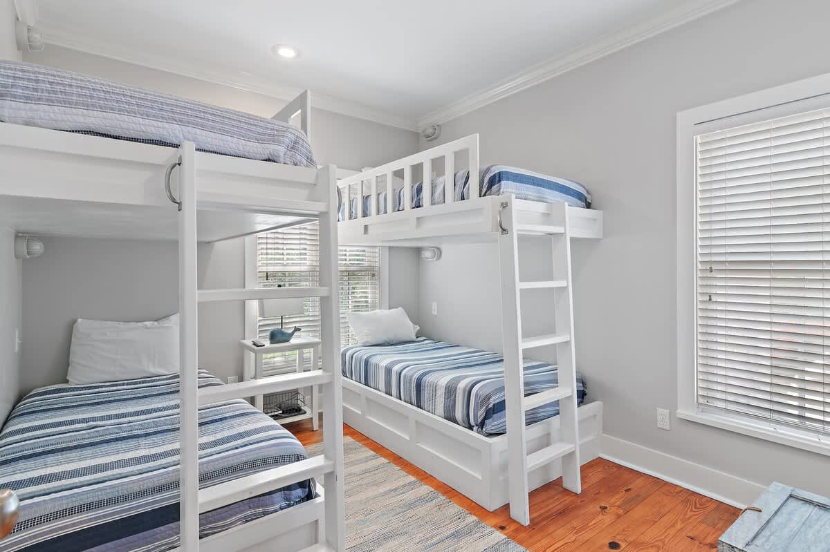 Driftwood Place - Image 20