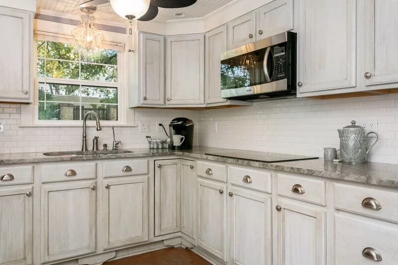 Lavender Suite - Image 2