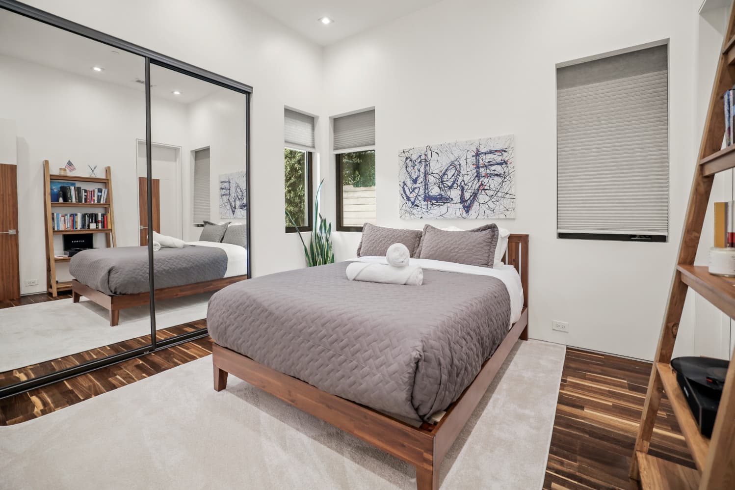 Crescent Heights - Image 14