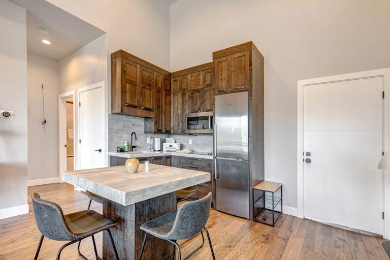 On Top of the Mountains - Image 17