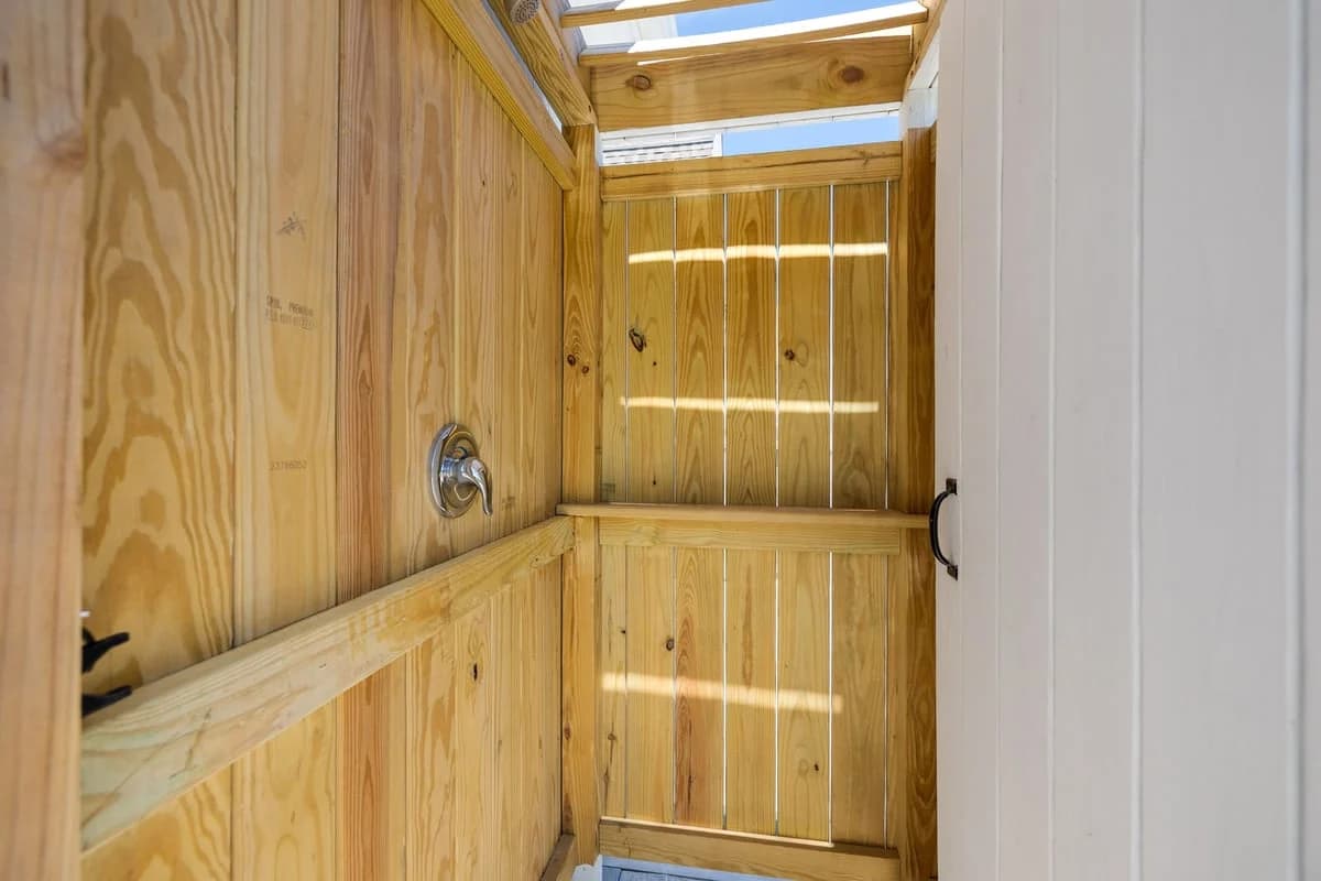 Mayflower Sands - Image 30