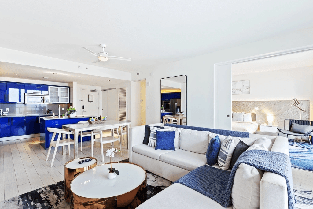 Skyline #1104 - Image 1