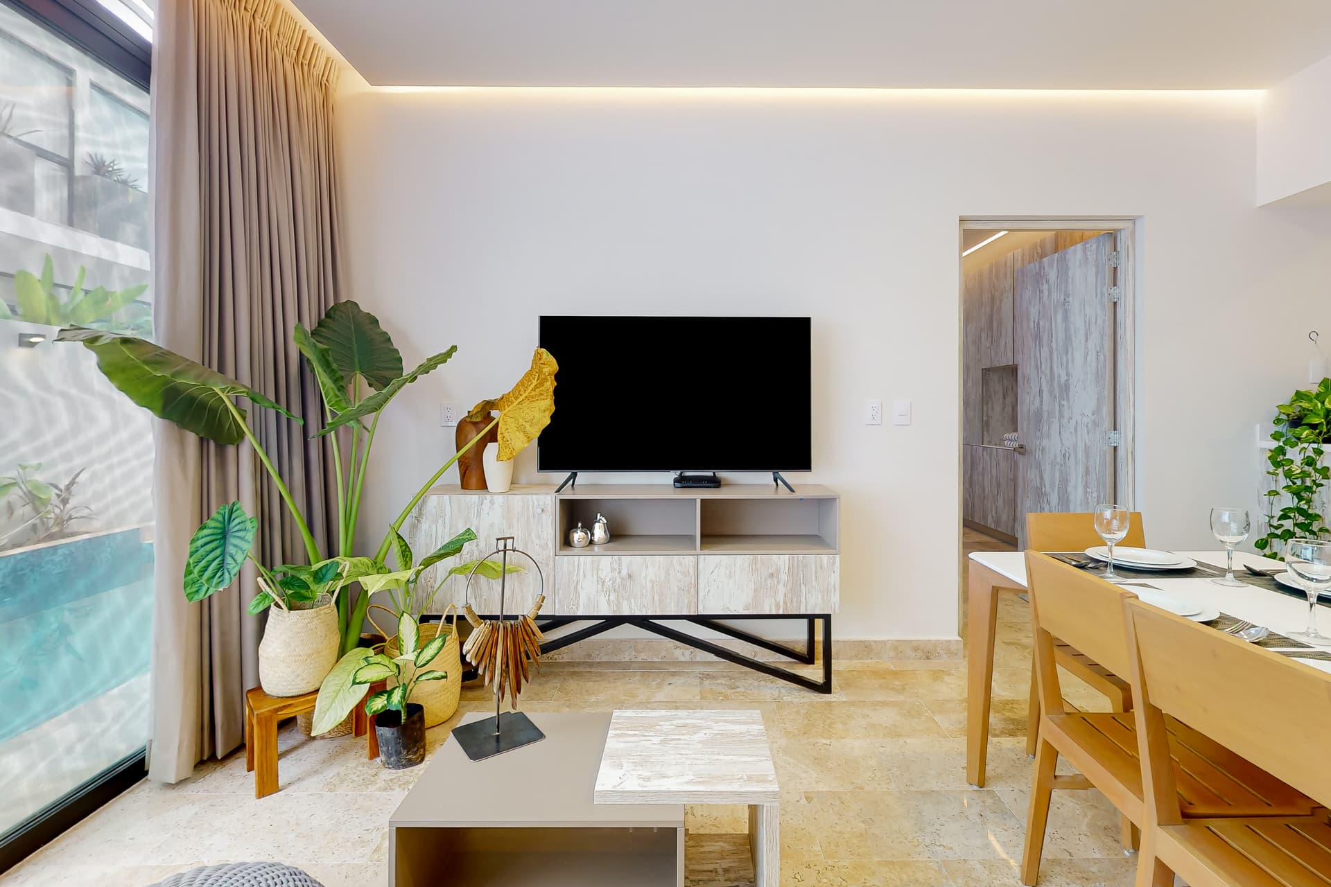 Katia Condos - Image 2