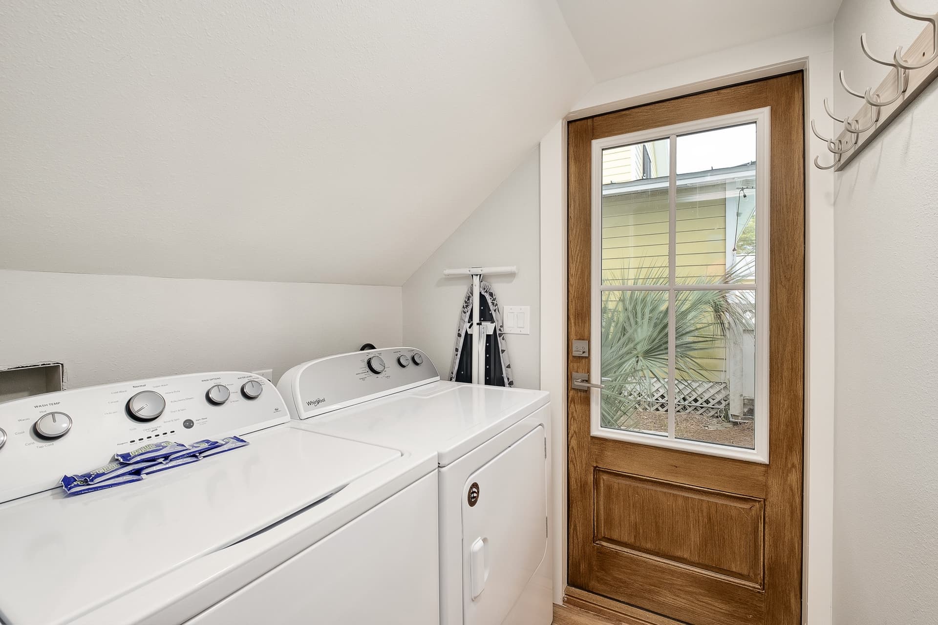 Better Days Villa - Image 11