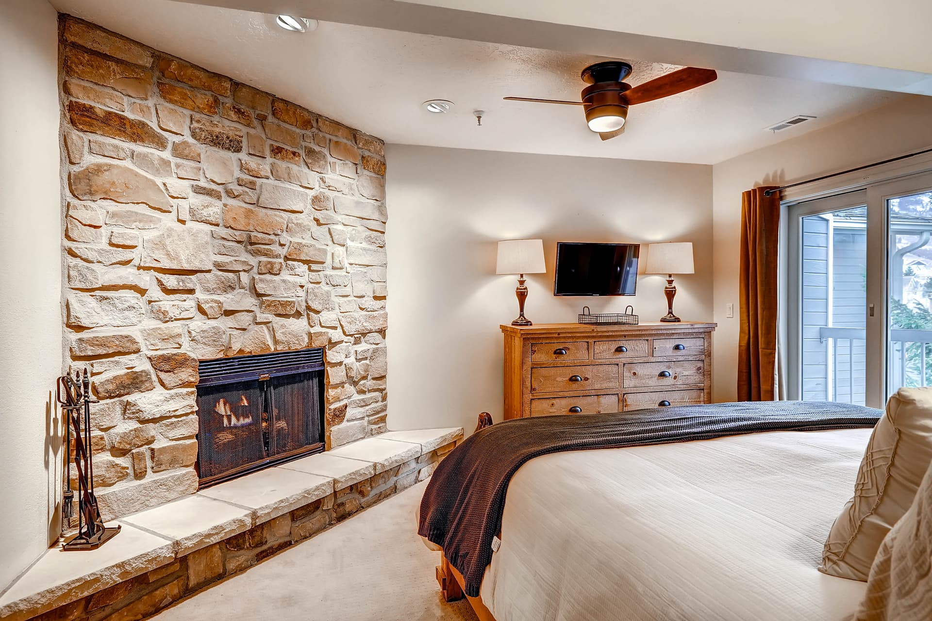 Alpine Shadows Home - Image 11