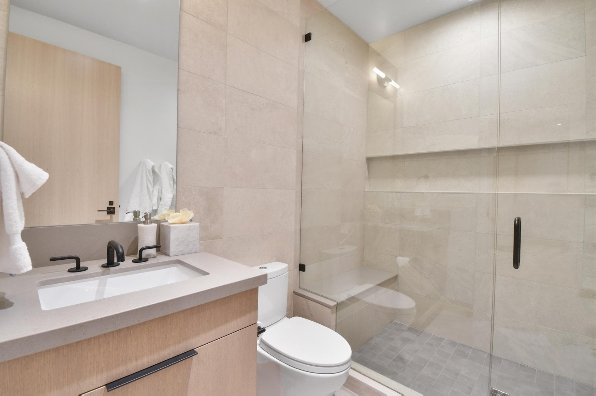 Kings Crown #103 - Image 31