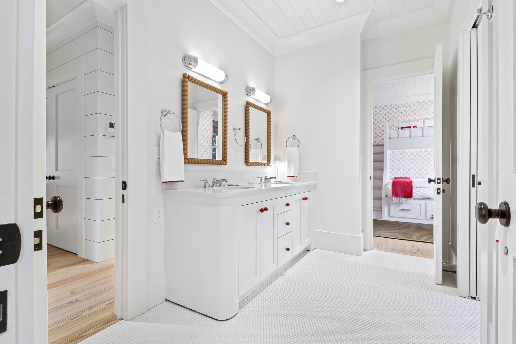 Cassina Sands - Image 48