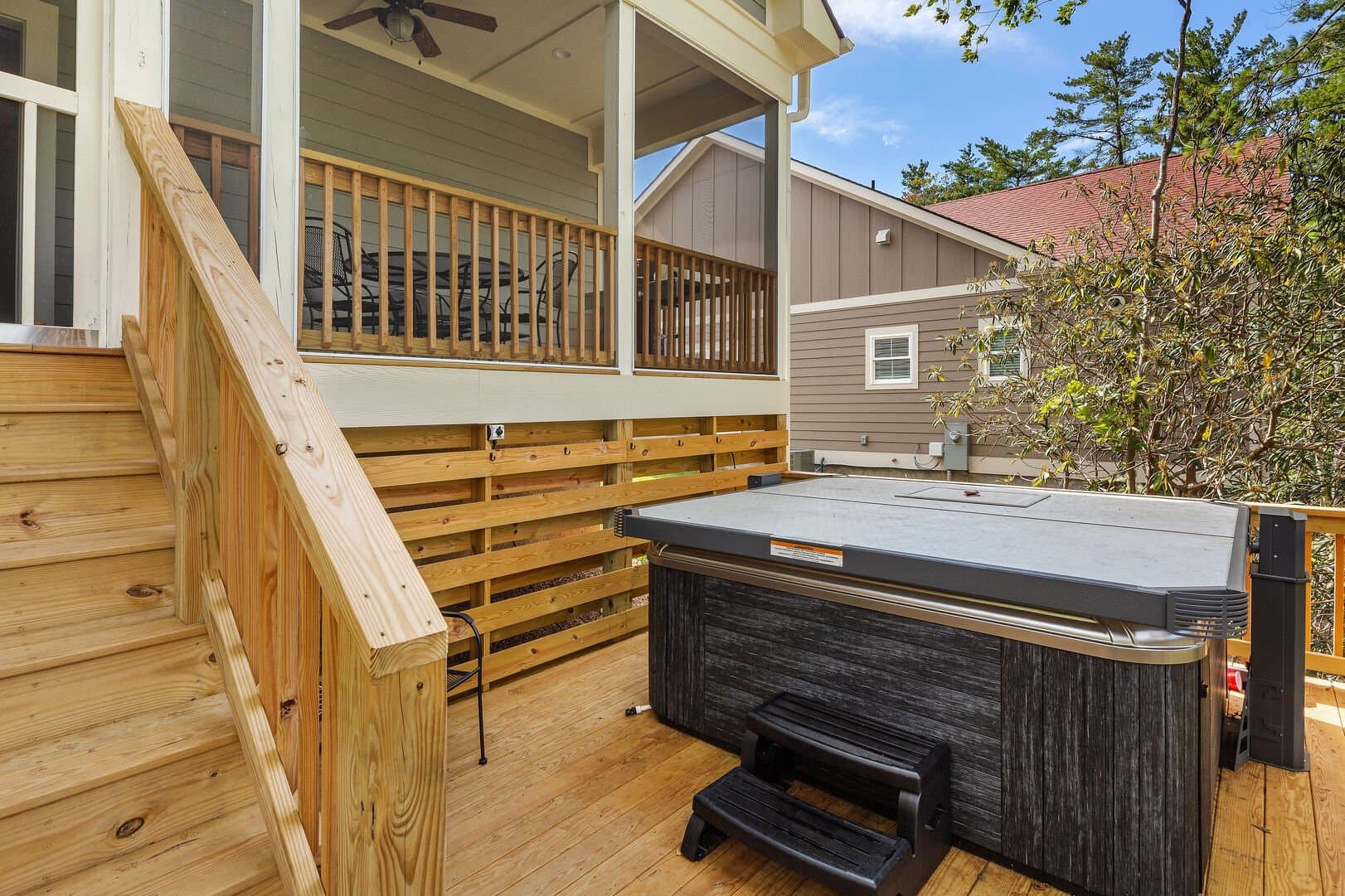 Magnolia Mountain Home - Image 23