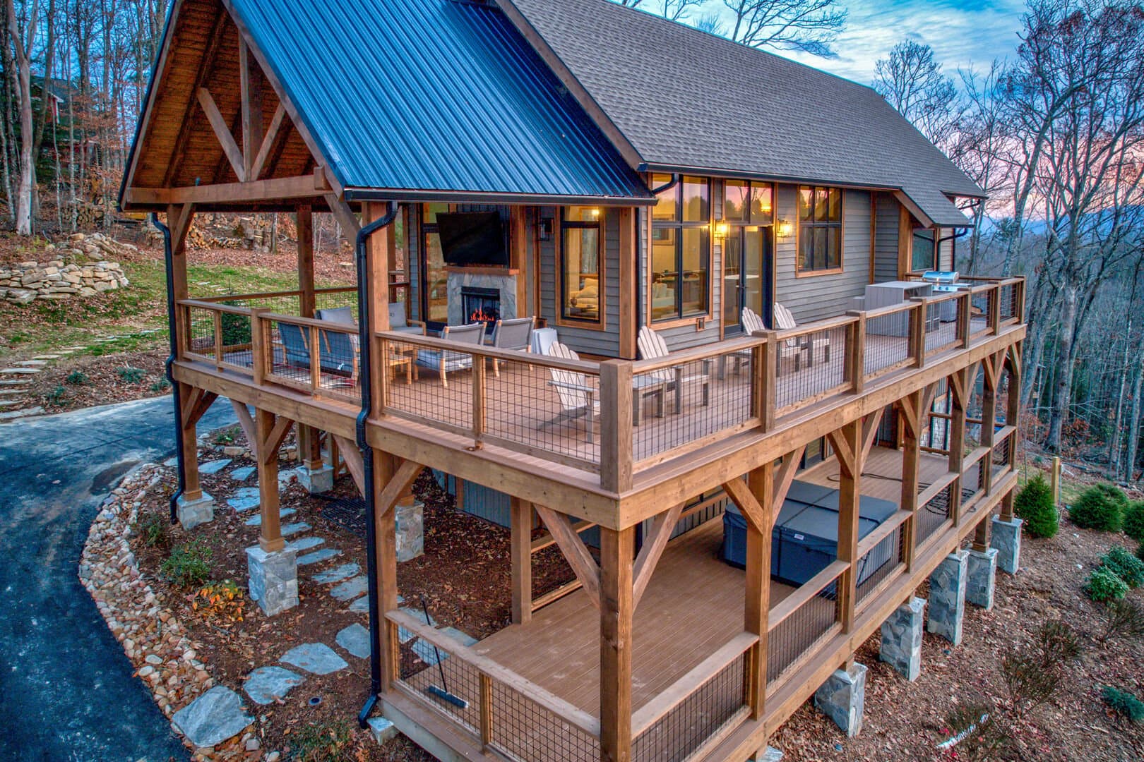 Dire Wolf at Eagles Nest - Image 3