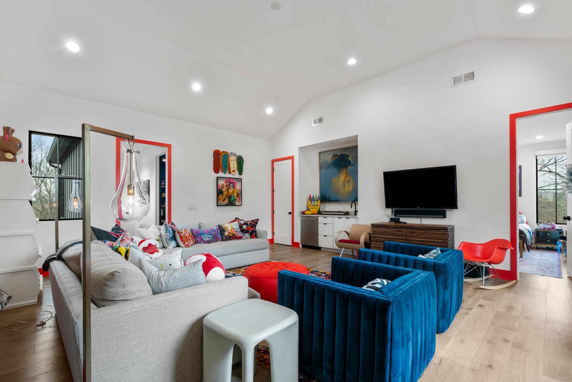 Starburst Estate - Image 34