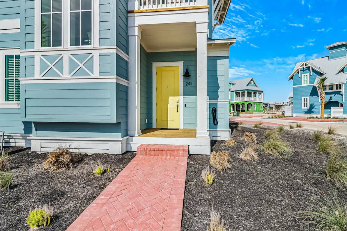 Sunrise At Anchor - Image 26