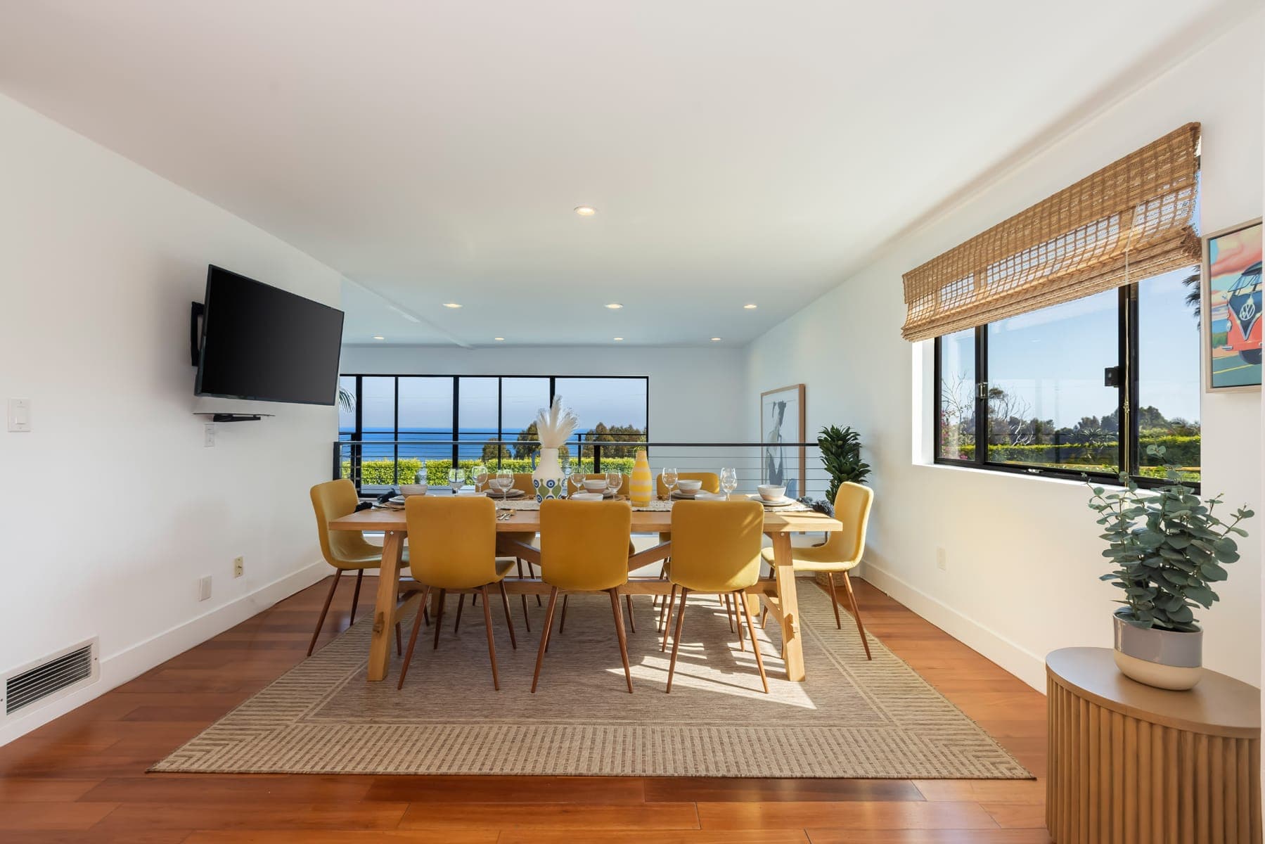 Malibu Sunset Oasis - Image 49