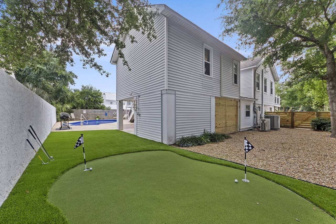 Isleview Escape - Image 2