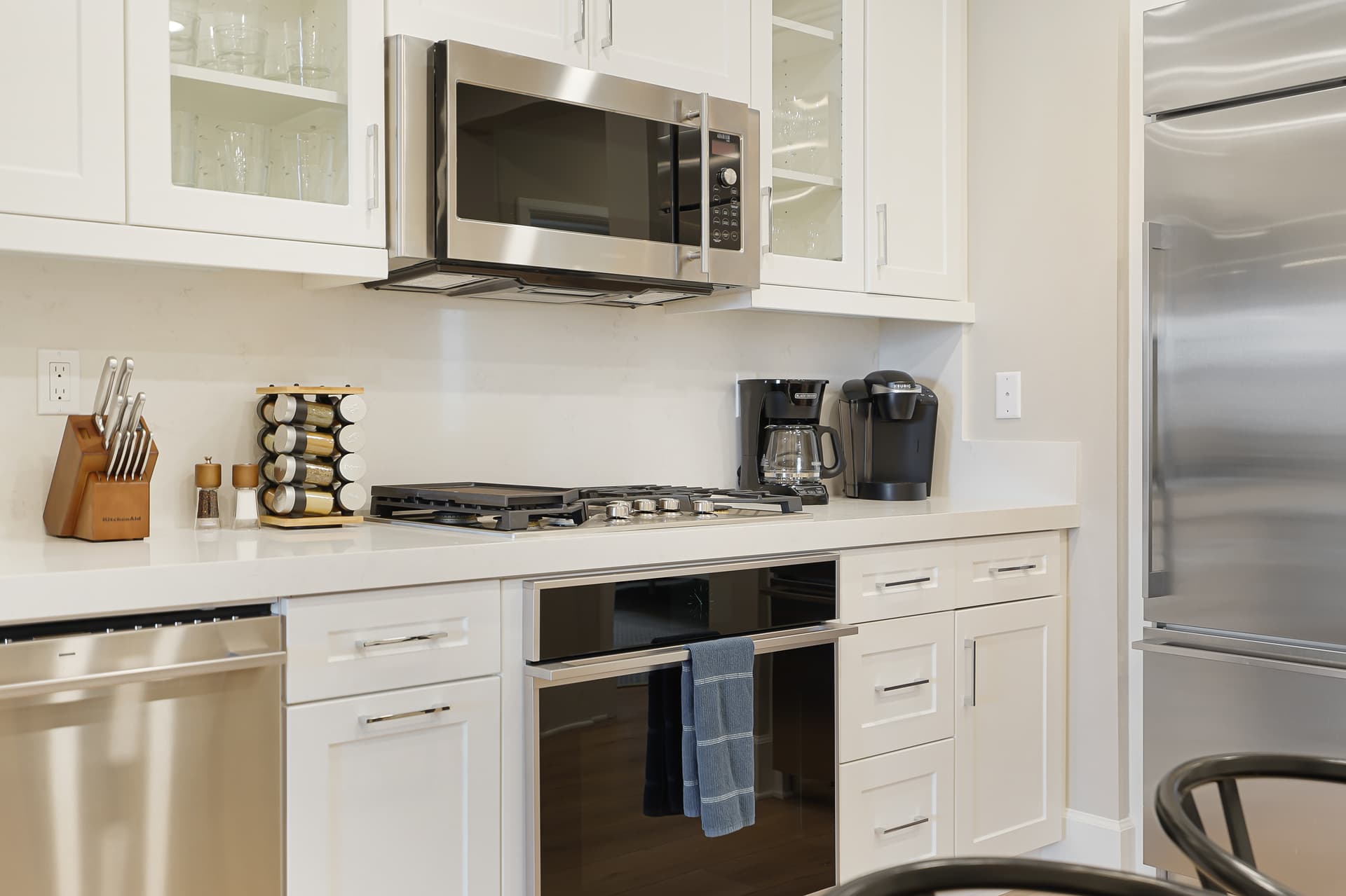 Bayside Cove Getaway - Image 13