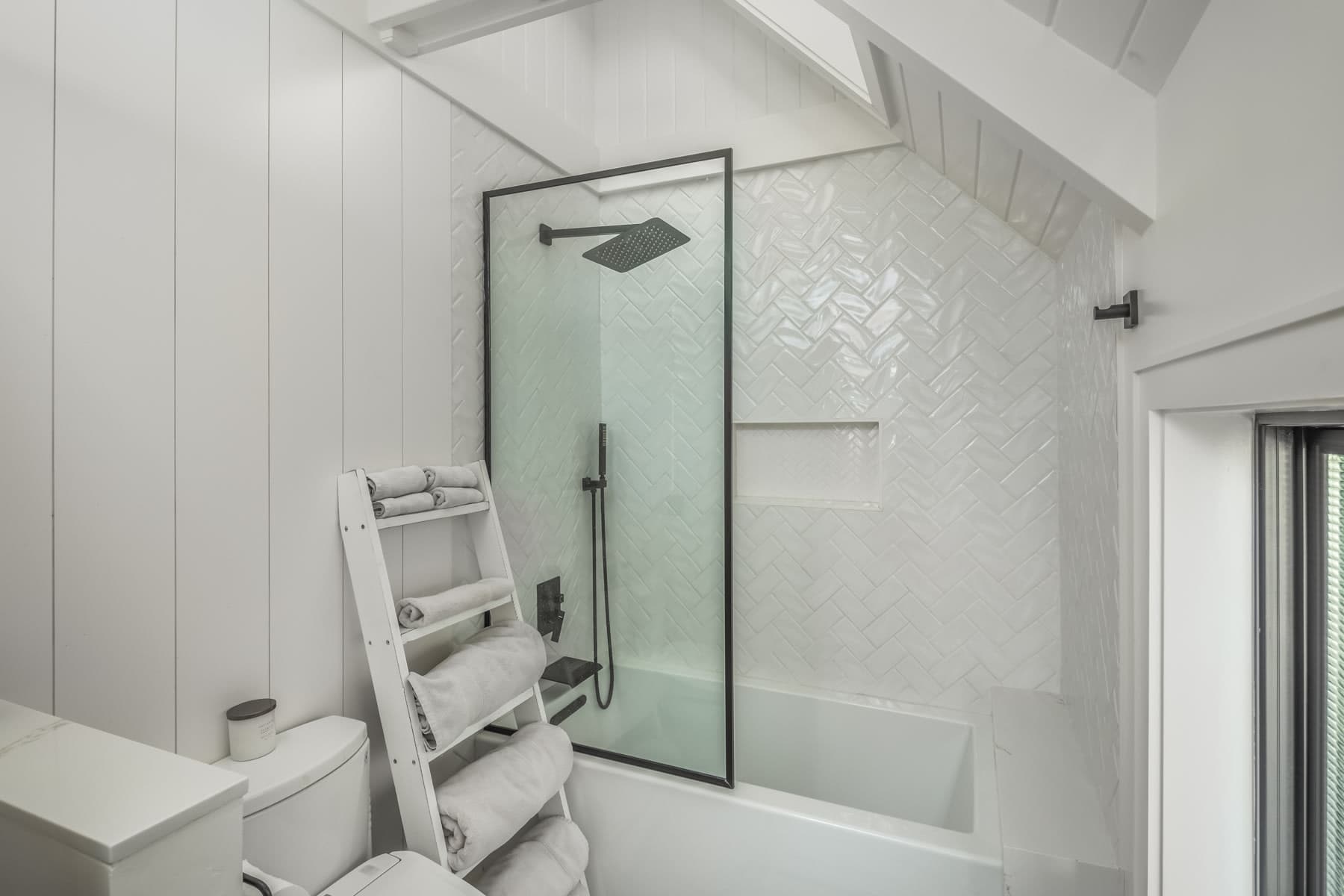 Ocean View Masterpiece - Image 6