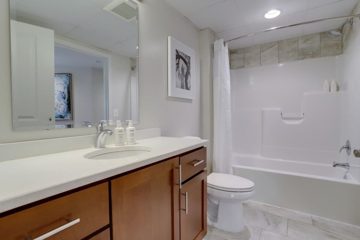 White Stone Residence - Image 29