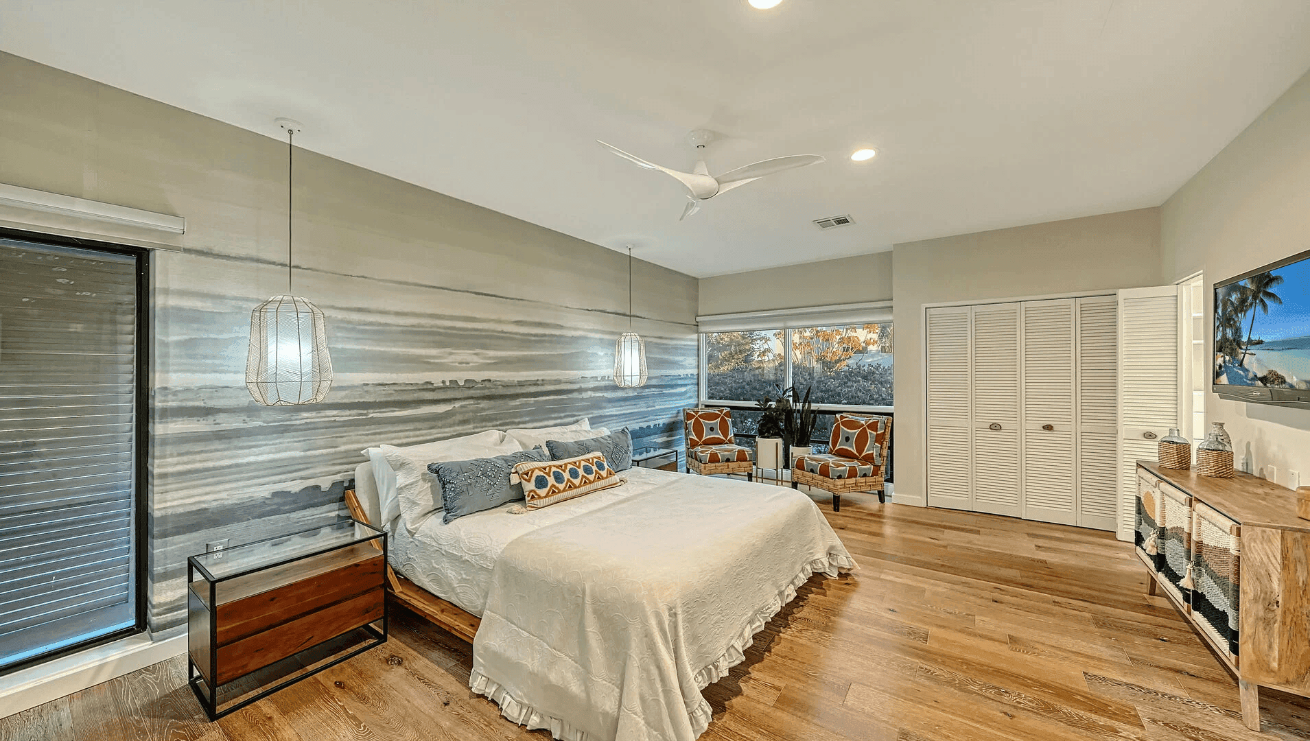 Pearl on the Bay - Image 24