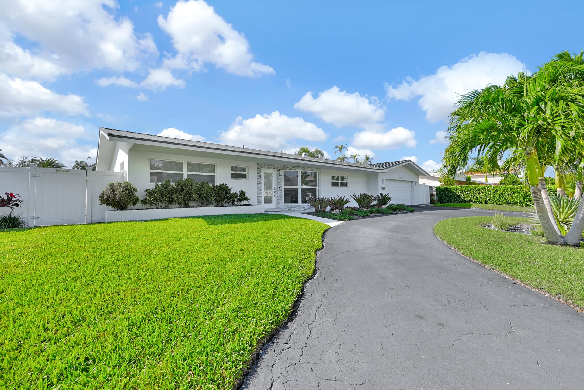 Rodman House - Image 94