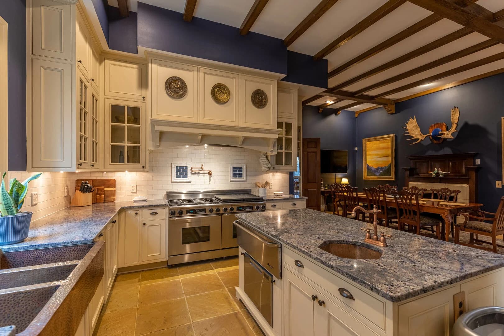 The Castle at Valle Crucis - Image 10