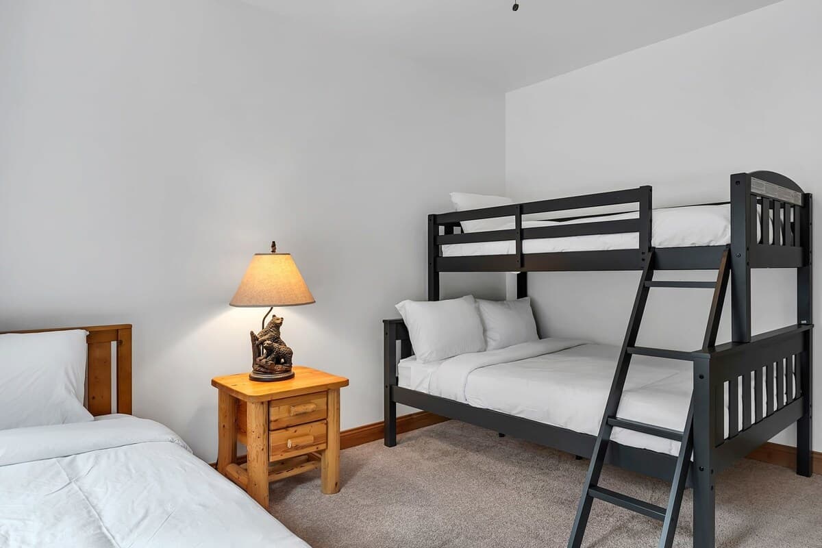  Steelhead Family Home - Image 30