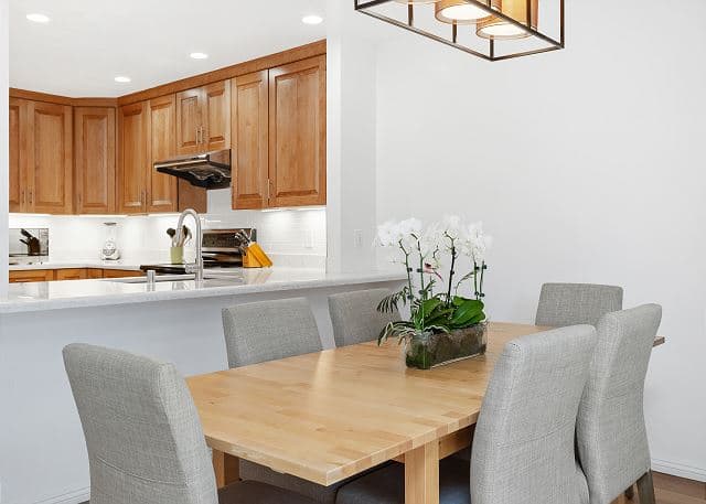 Shore O'Clock - Image 9