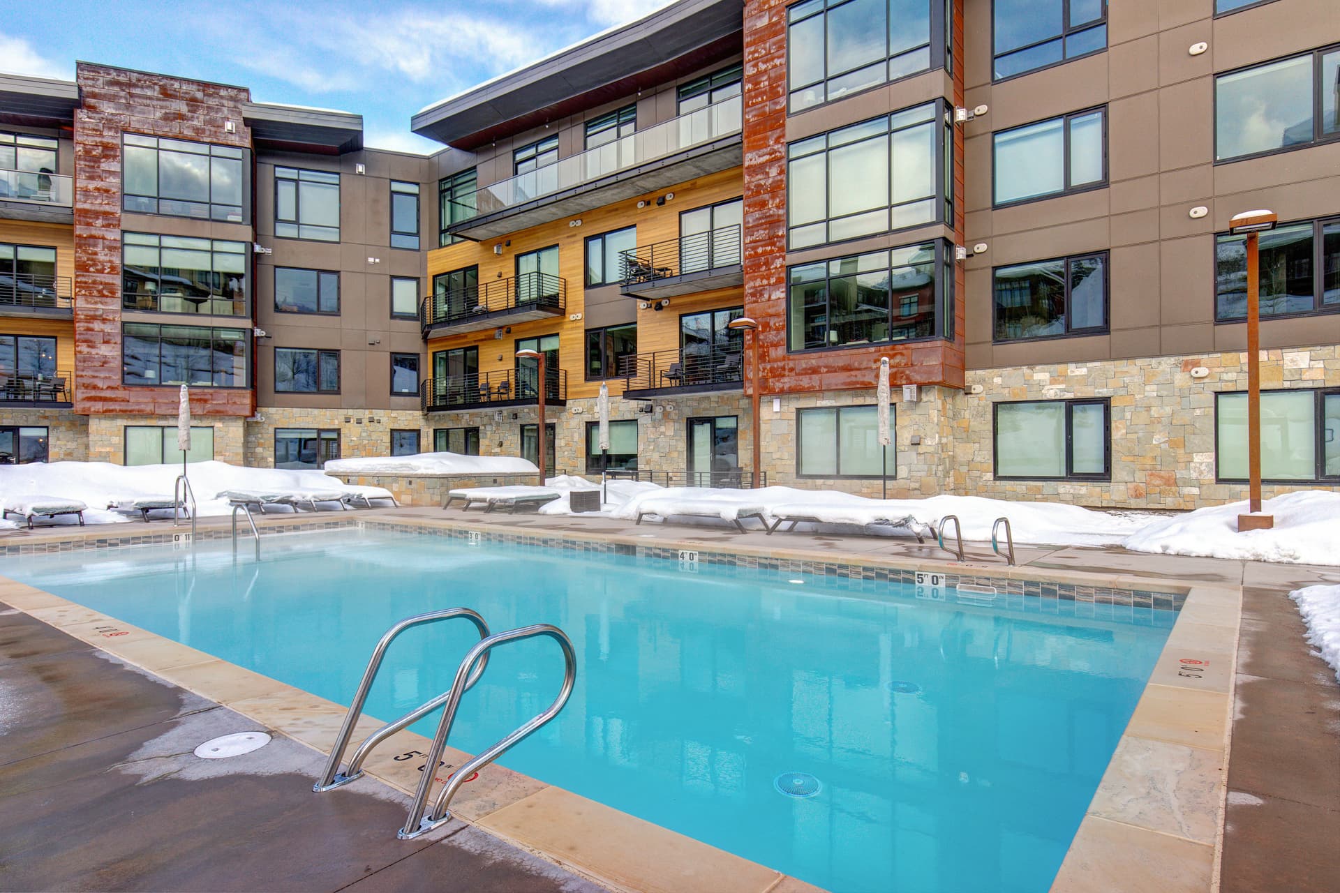 Lift 503 Home - Image 3