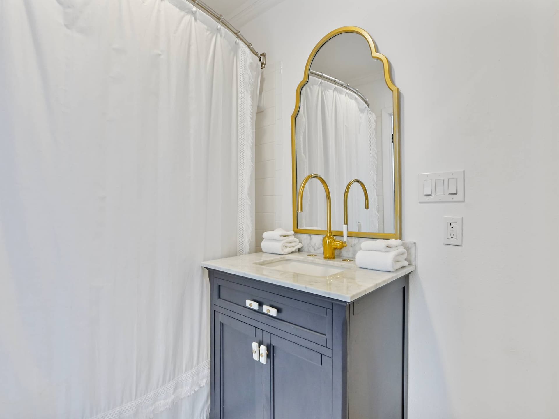 Escape on Lake Travis - Image 49