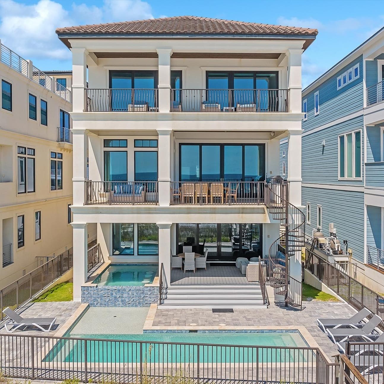 Beachfront Bliss - Image 1