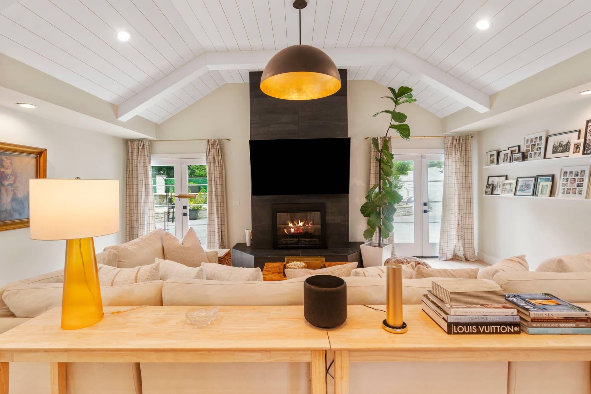 Nashville Entertainer - Image 26