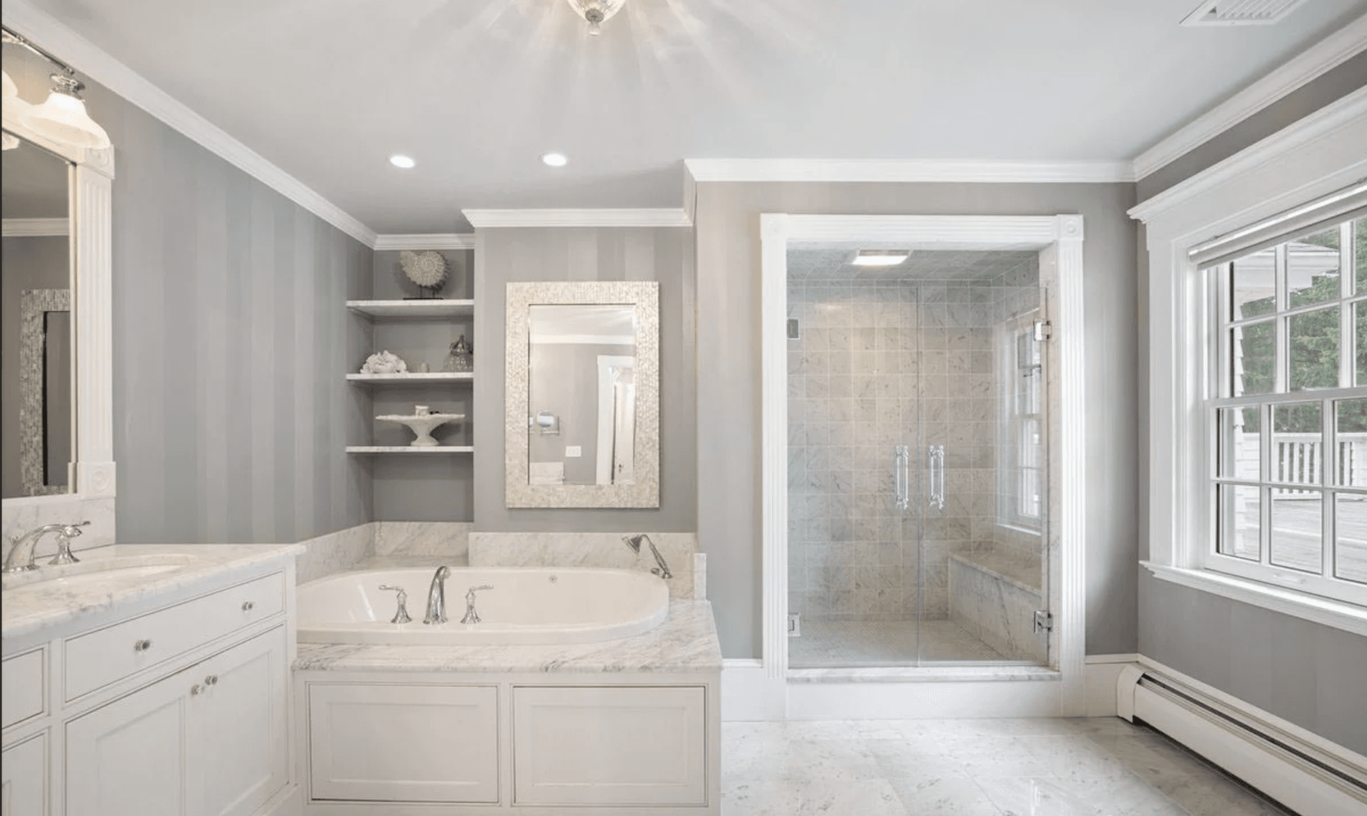 Center Of It All Estate - Image 30