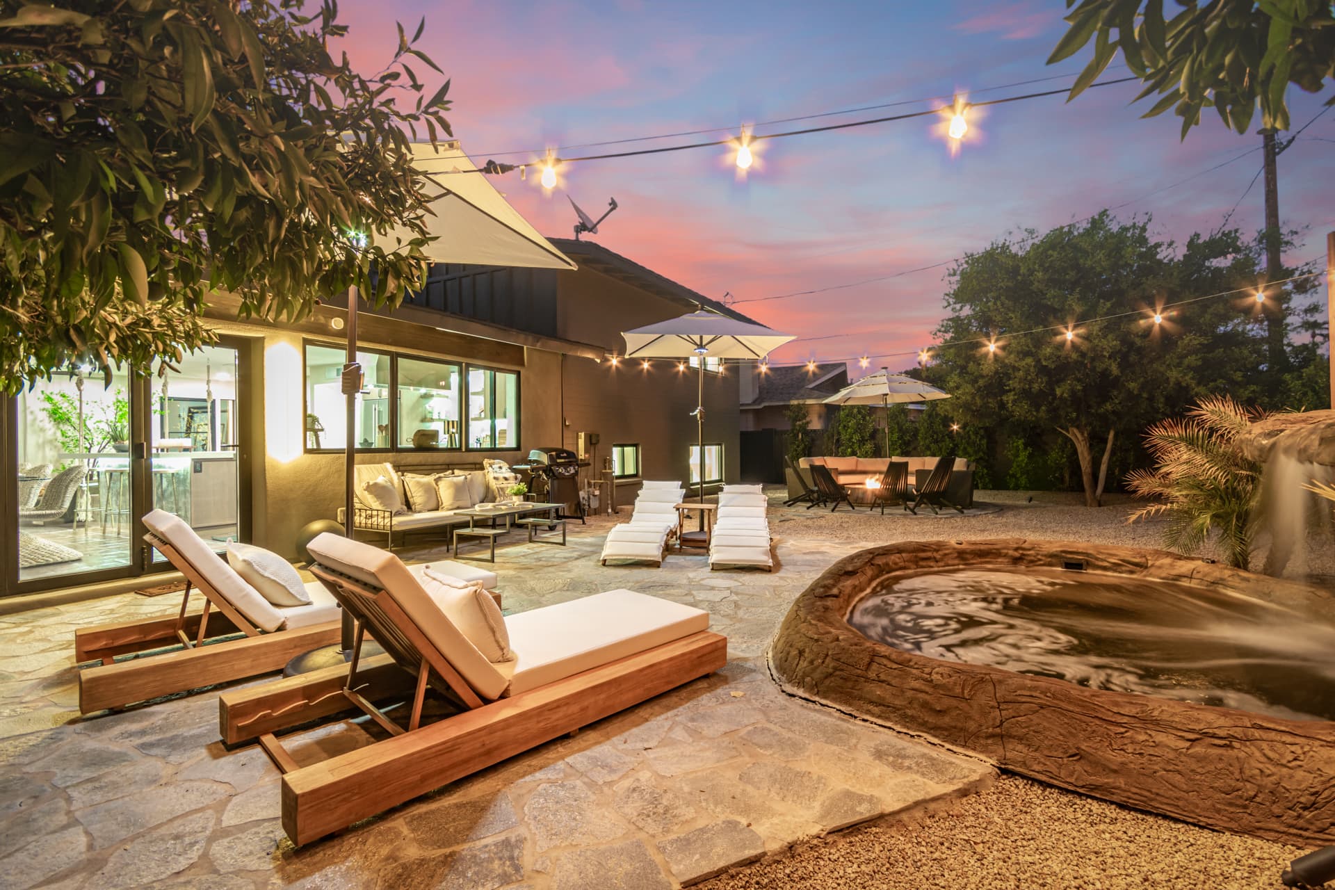 SolaNova Retreat - Image 33