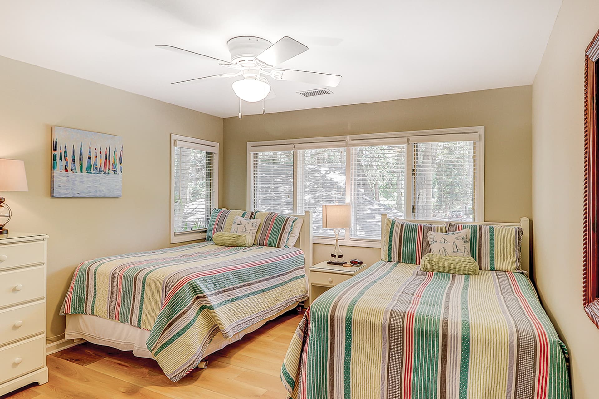 Sea Lane Home - Image 10