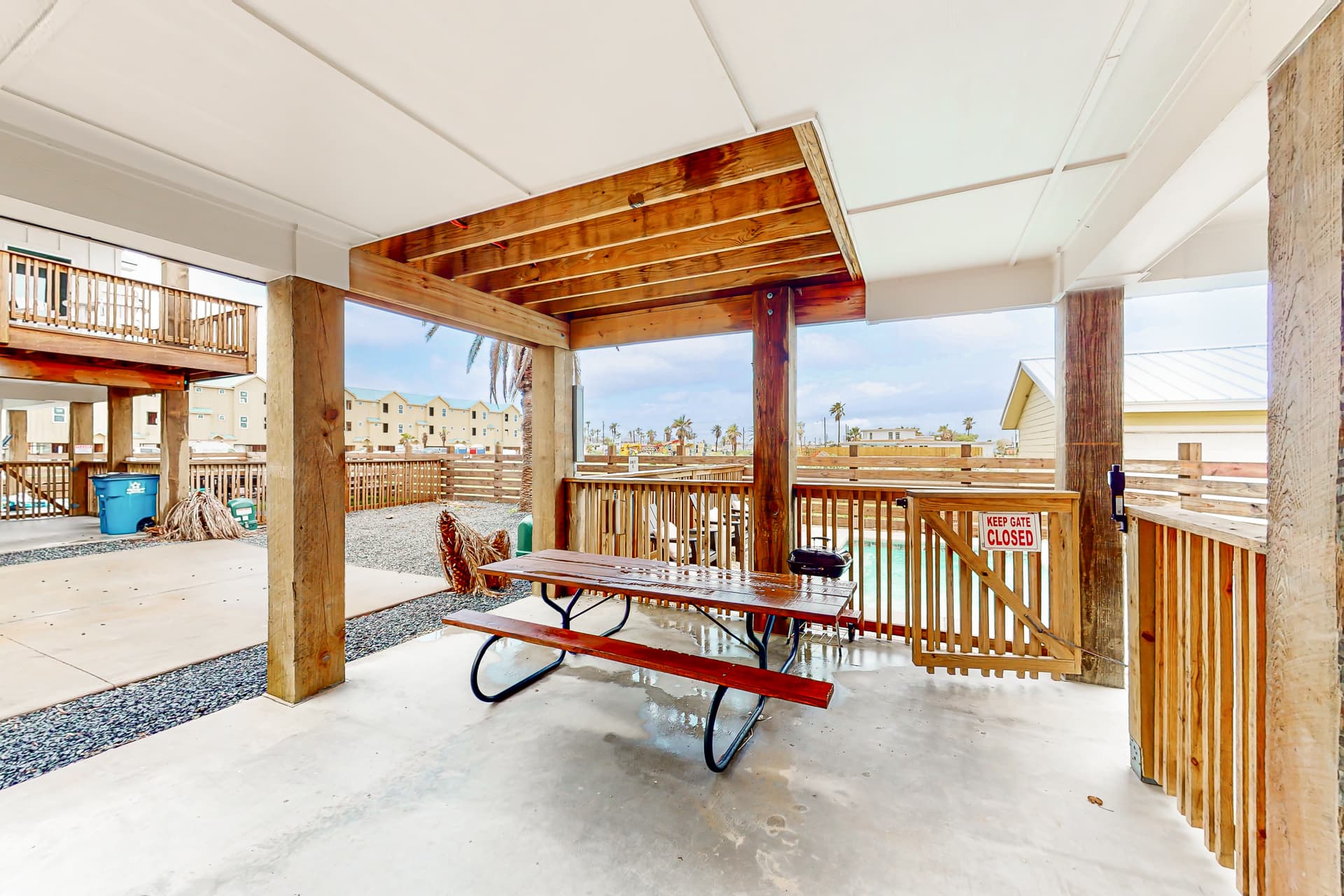 Martinis and Marlin - Image 32