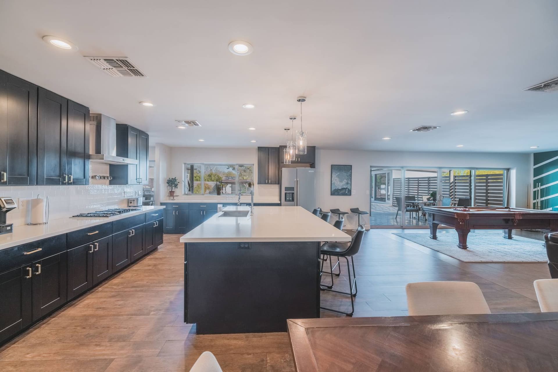 Luxe Resort Retreat - Image 14