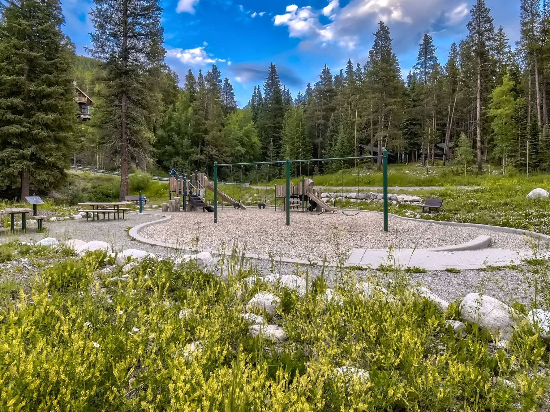 Pine Ridge Cabin - Image 45