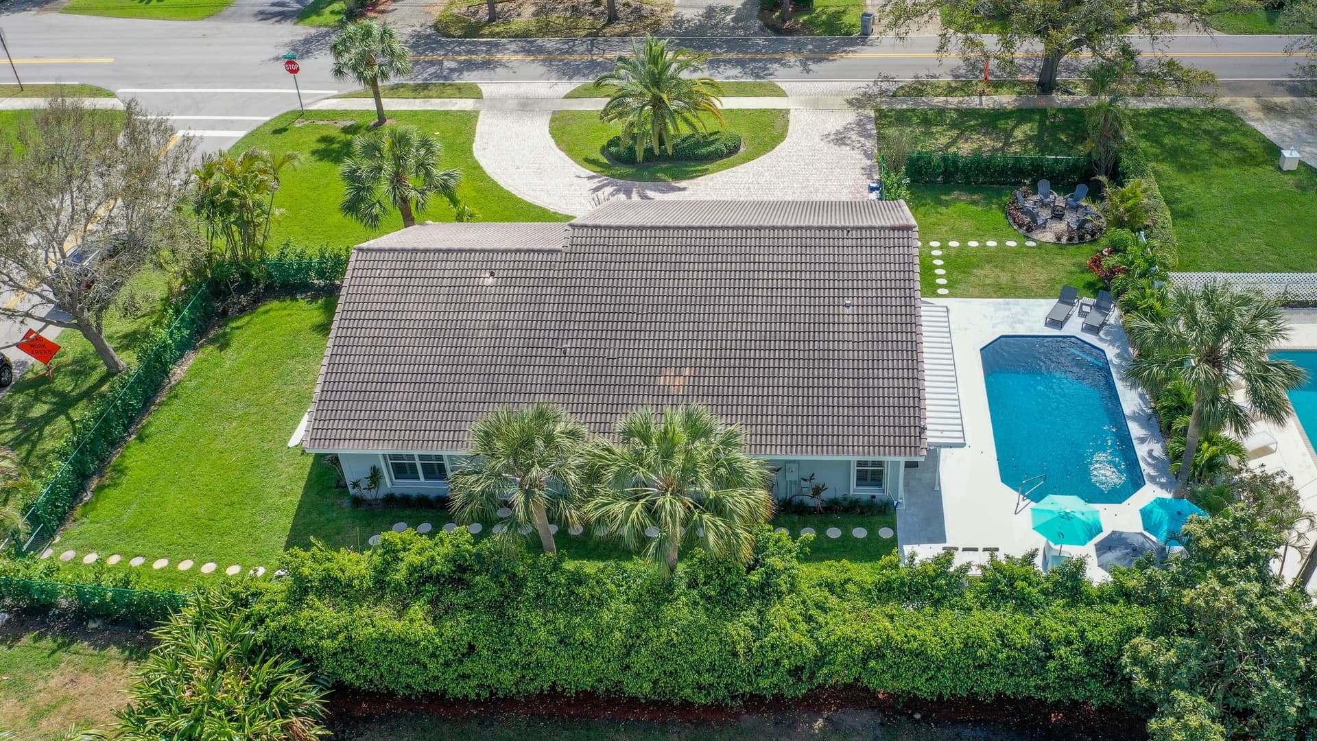 Lighthouse Point House  - Image 2