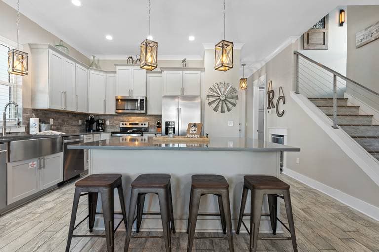 Aquaholic House - Image 11