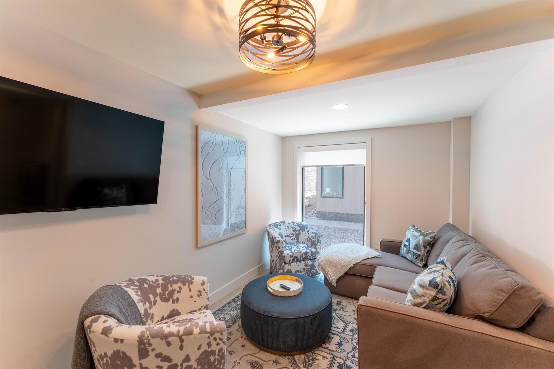 Frisco Aly - Image 11