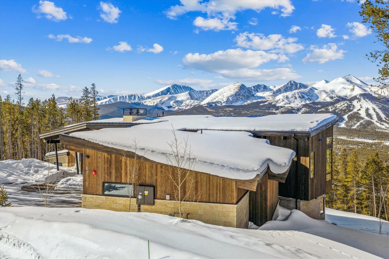 Modern View Manor - Image 51