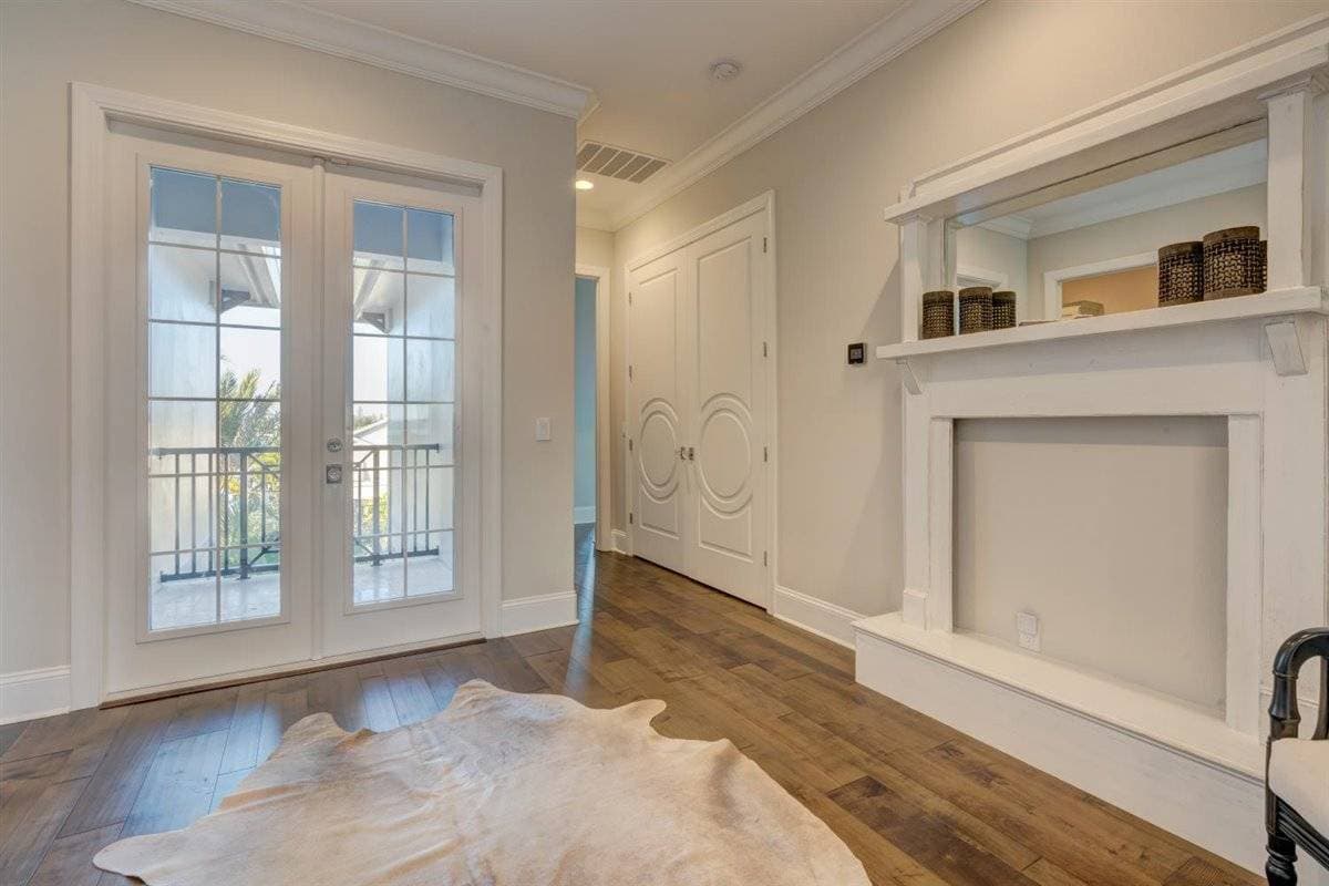 Bayside Paradise Mansion - Image 59