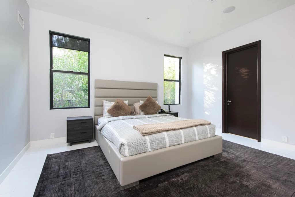 Hillside Estate - Image 19