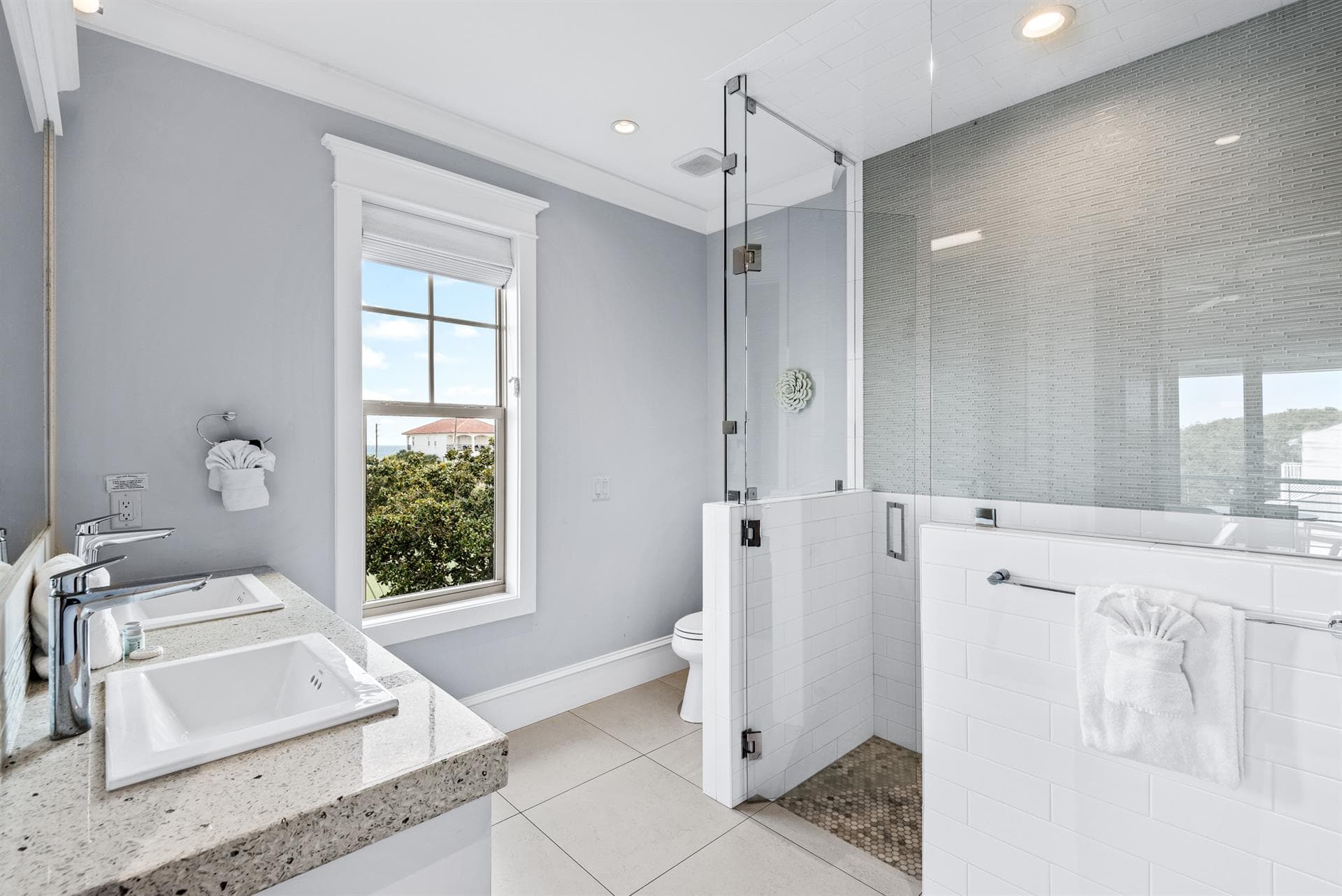 Life Aquatic Villa - Image 61