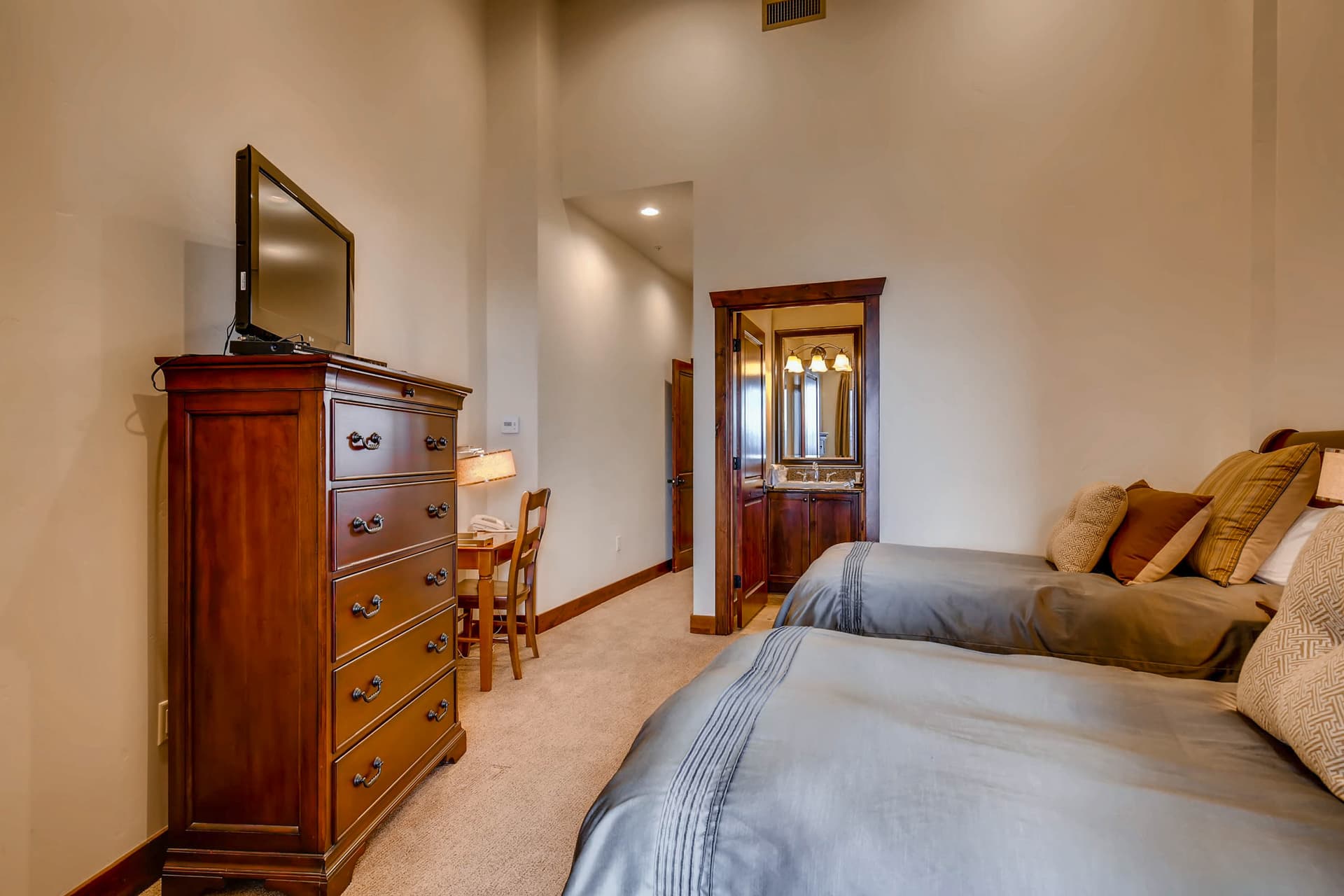 Canyons Resort Centric House - Image 18