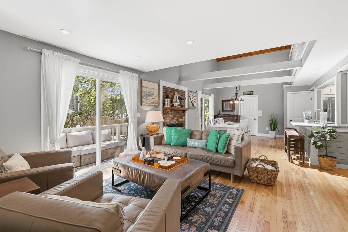 Shore House - Image 5
