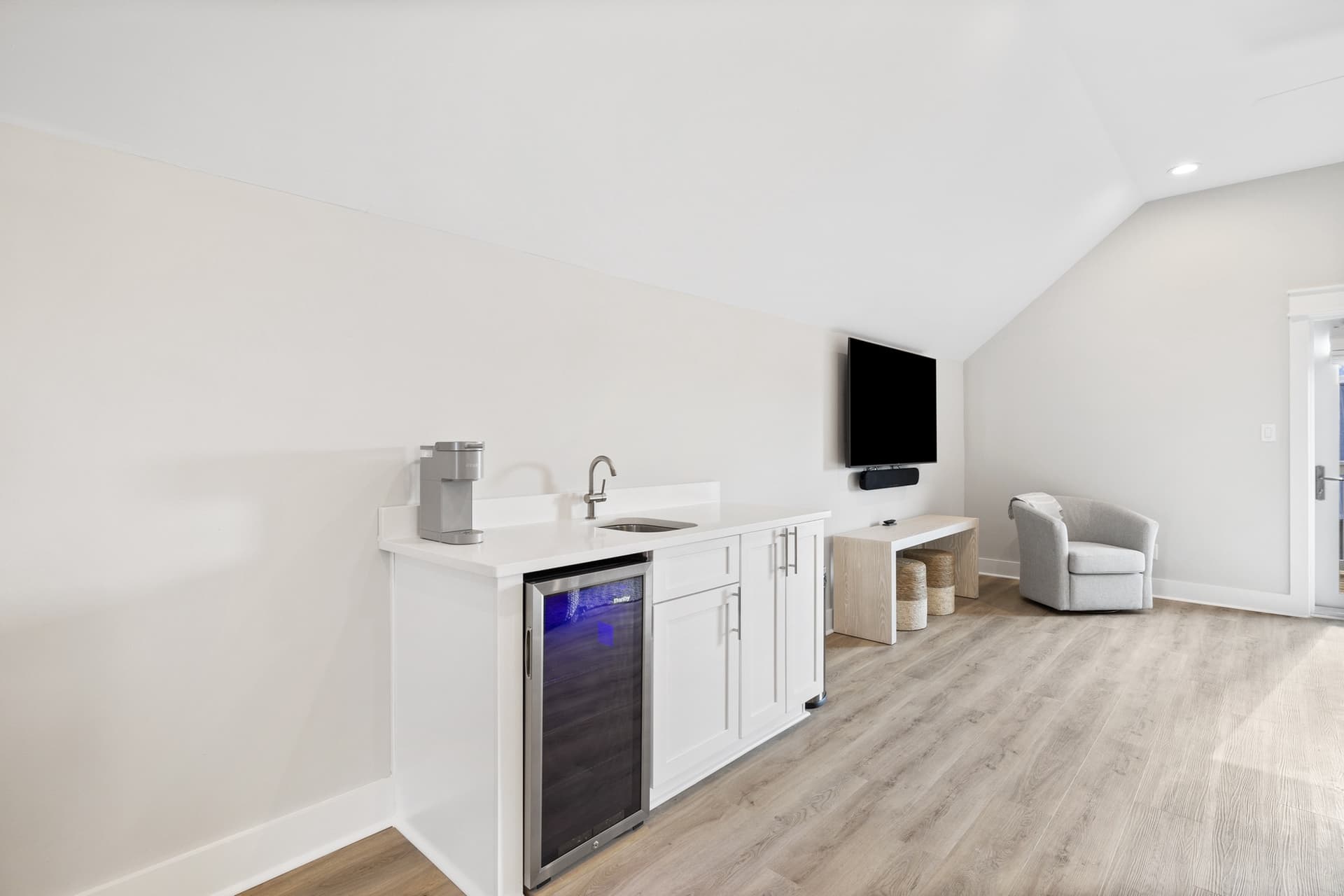 Idyll Time - Image 45