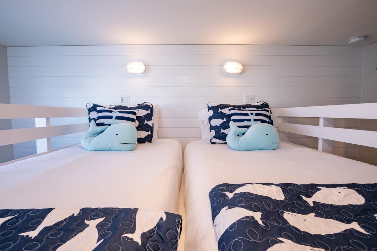 Coconut Cove - Image 47