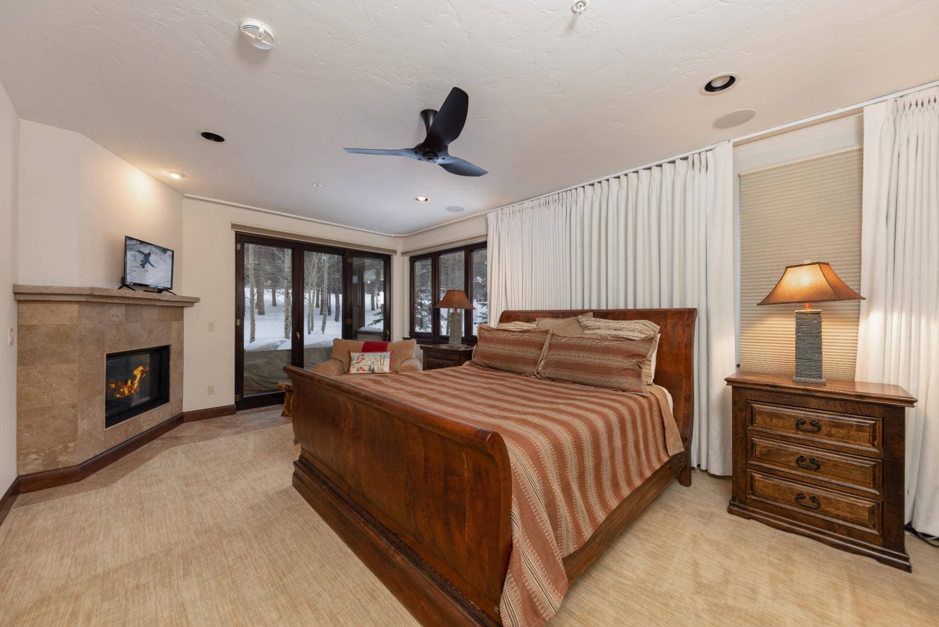 Bee Line Escape - Image 11